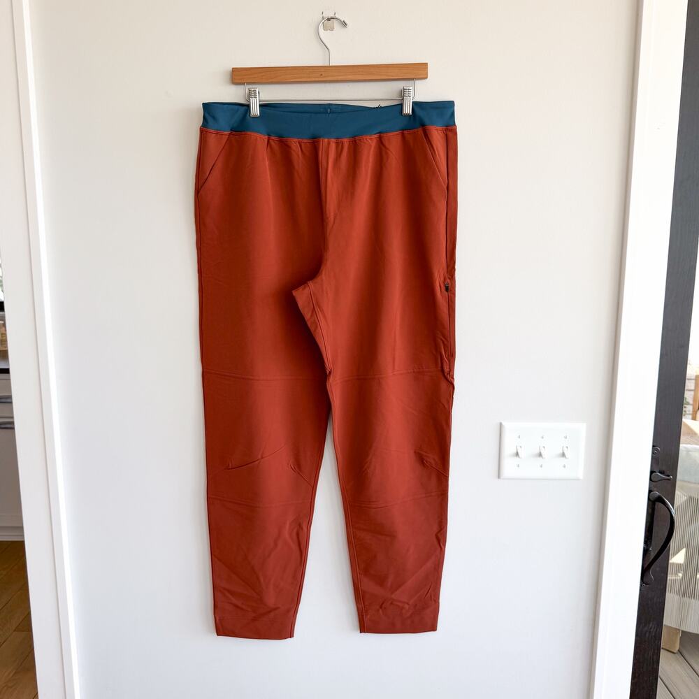 Cotopaxi Baja Pull On Stretch Lightweight Water-Resistant Pants Rust XL NWT